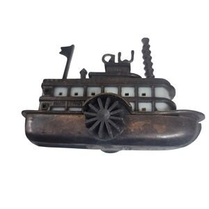 Vintage Mark Twain Riverboat Boat Pencil Sharpener Metal‎ Diecast Collectible